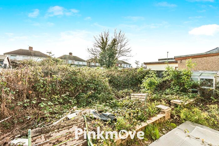 2 Bedroom Detached Bungalow For Sale In Liswerry Road, Newport, NP19