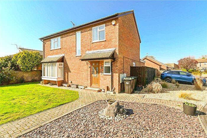 4 Bedroom Detached House For Sale In Blair Close, New Milton, Hampshire, BH25