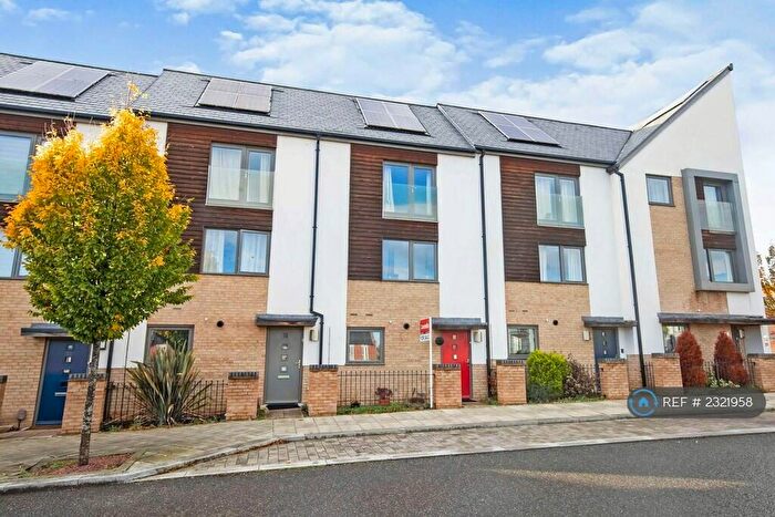 3 Bedroom Terraced House To Rent In Knot Tiers Drive, Upton, Northampton, NN5