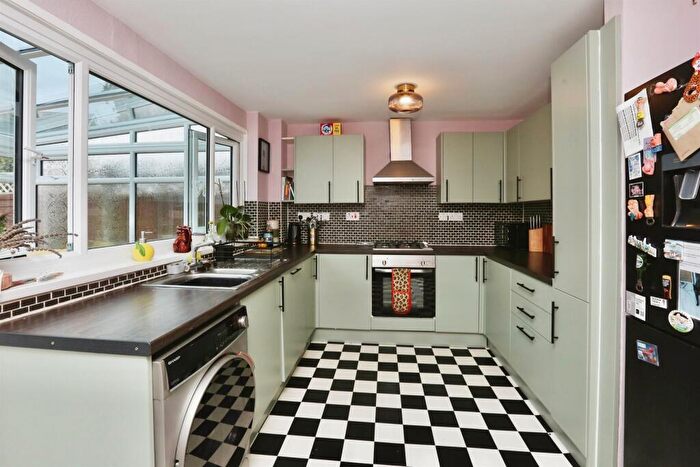 2 Bedroom Terraced House For Sale In Broadsands Walk, Gosport, PO12