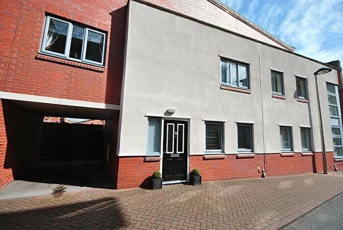 2 Bedroom Semi-Detached House To Rent In Shot Tower Close, Chester, CH1