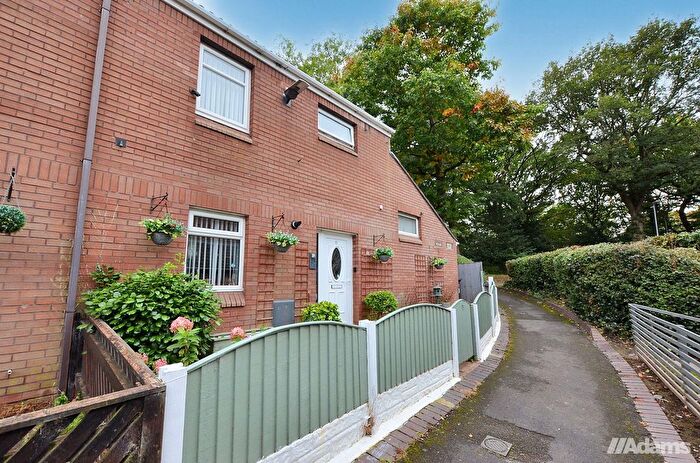 4 Bedroom End Of Terrace House For Sale In Dover Close, Runcorn, WA7
