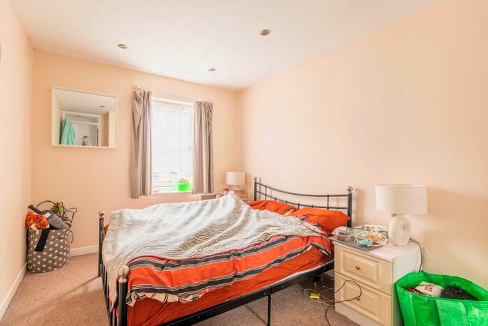 1 Bedroom Flat To Rent In Rankeillor Street, Edinburgh, EH8