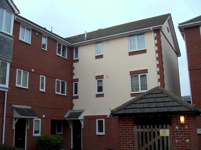 1 Bedroom Flat To Rent In Whiteacres Close, Gosport, PO12