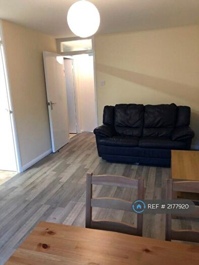 1 Bedroom Flat To Rent In Archery Close, Harrow, HA3