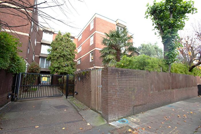 1 Bedroom Flat For Sale In Kenmore Court, Acol Road, NW6