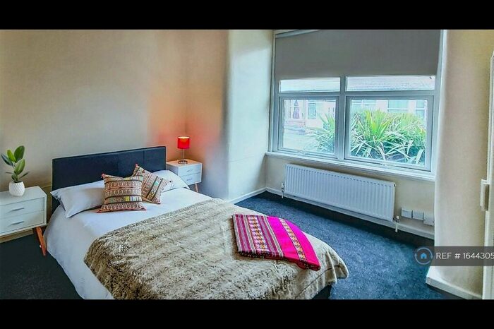 1 Bedroom Flat To Rent In Landseer Avenue, Leeds, LS13