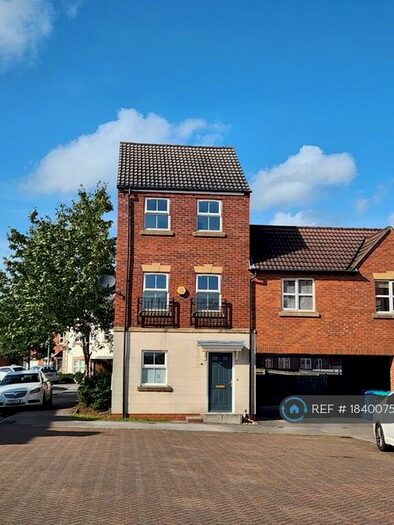 4 Bedroom Semi-Detached House To Rent In High Hazel Drive, Mansfield, NG19