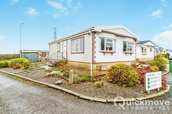 2 Bedroom Park Home For Sale In Blackpool, Lancashire, FY4