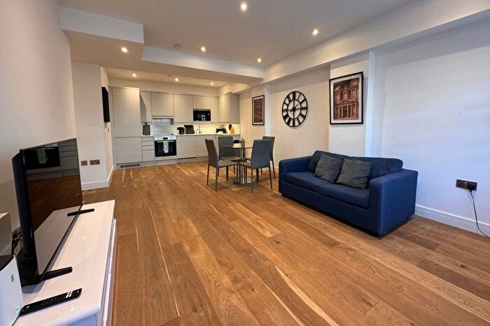 1 Bedroom Flat To Rent In Stoke Road, Slough, SL2