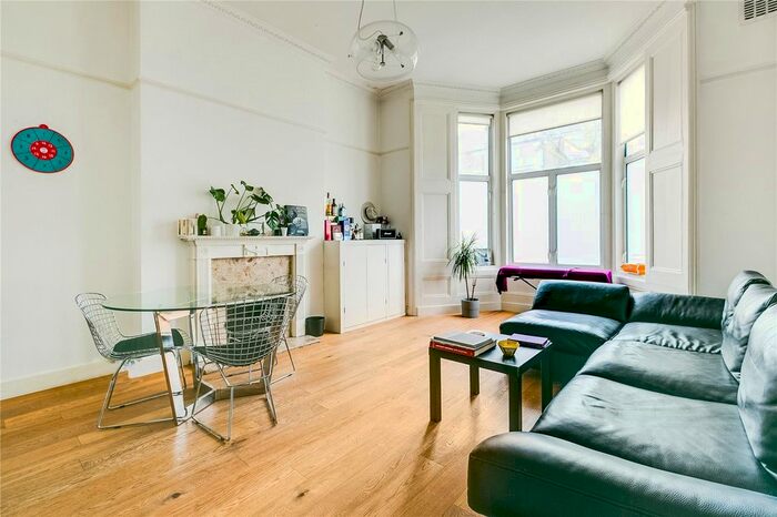 2 Bedroom Flat To Rent In Shepherds Bush Road, London, W6