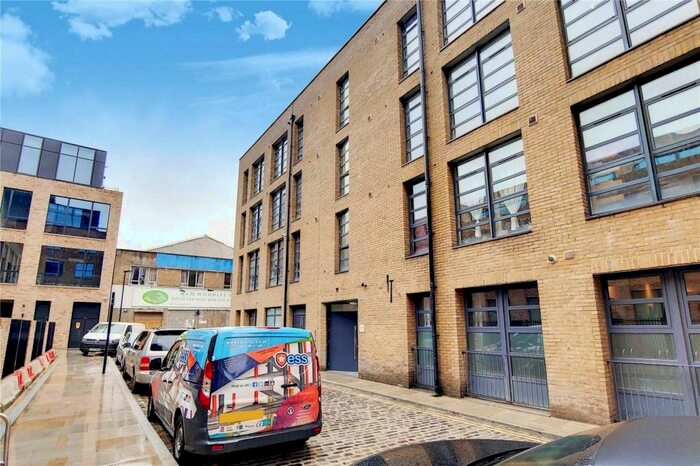 2 Bedroom Apartment To Rent In Roman Apartments, Silesia Buildings, London, E8