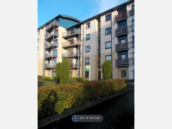 2 Bedroom Flat To Rent In Peffer Bank, Edinburgh, EH16