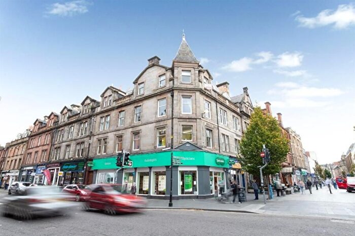 3 Bedroom Flat To Rent In Kinnoull Street, Perth, PH1