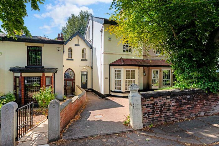 6 Bedroom Terraced House For Sale In Lower Broughton Road, Salford, M7