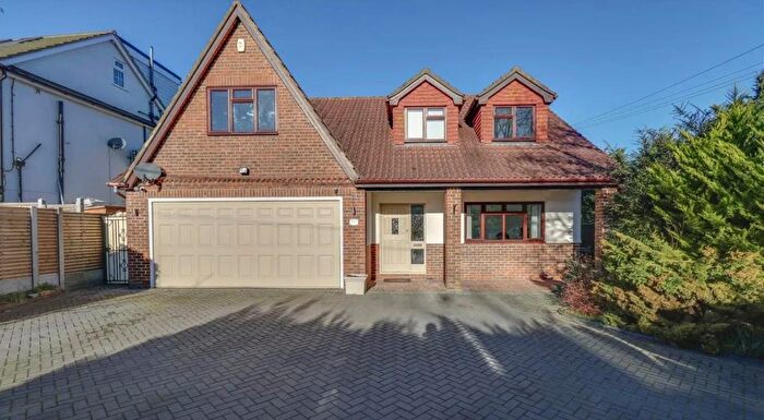 6 Bedroom Detached House To Rent In Rayleigh Road, Brentwood, CM13