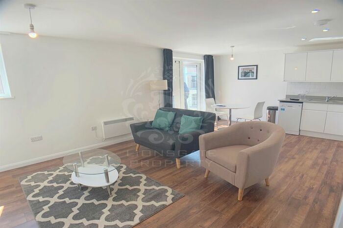 1 Bedroom Flat To Rent In Stoke Road, Slough, SL2