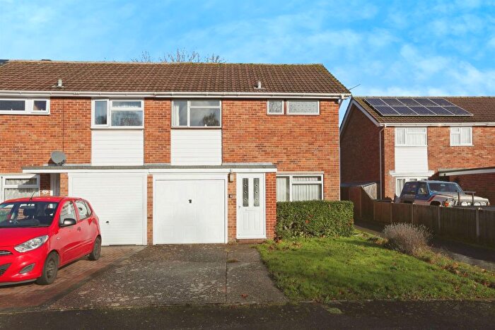 4 Bedroom End Terrace House For Sale In Whyteways, Eastleigh, SO50