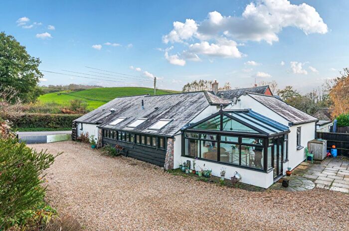 3 Bedroom Bungalow For Sale In Uffculme, Cullompton, Devon, EX15