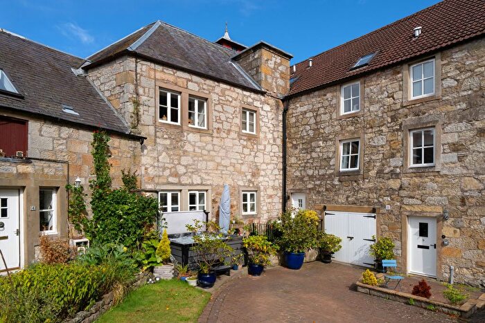 5 Bedroom Town House For Sale In South Maltings, Newton Of Falkland, KY15