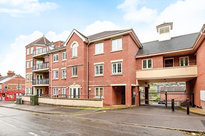2 Bedroom Apartment To Rent In Tom Evans Court, High Wycombe, HP13