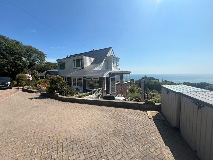 4 Bedroom Semi-Detached House To Rent In The Highway, Shanklin, PO37