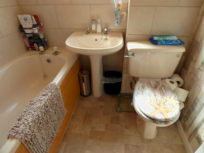 2 Bedroom Semi-Detached House To Rent In Orchard Way, Measham, Swadlincote, DE12