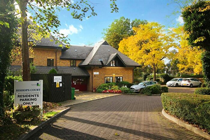 1 Bedroom Retirement Property For Sale In Churchgate, Cheshunt, EN8