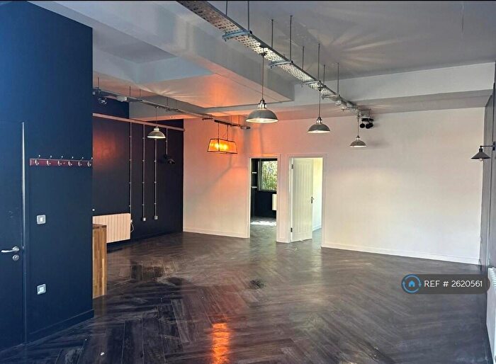 2 Bedroom Flat To Rent In Conway Street, Hove, BN3