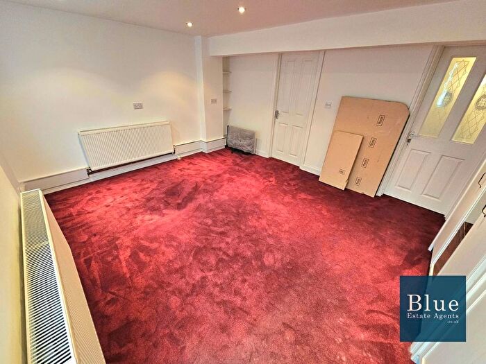 1 Bedroom Terraced House To Rent In Kingsbridge Road, Southall, UB2