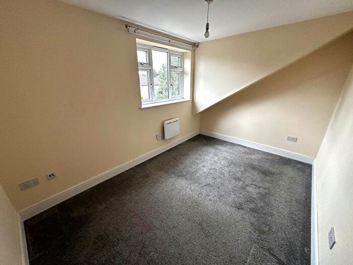 1 Bedroom Flat To Rent In Bedford Road, Birkenhead, CH42