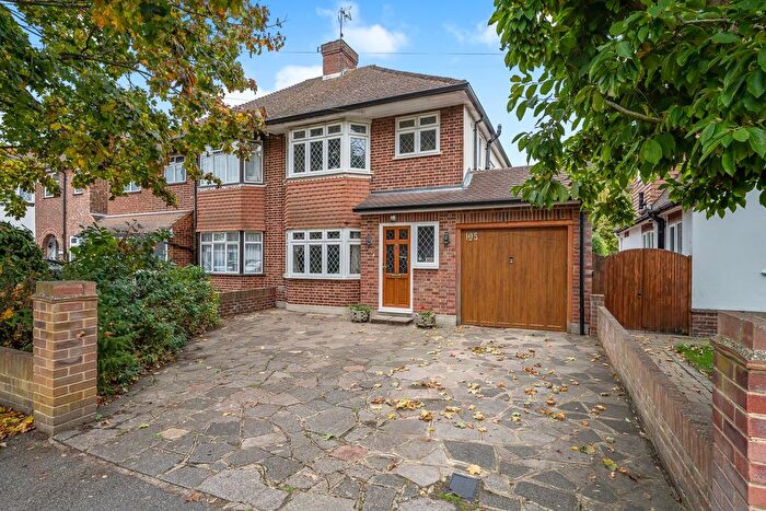 3 Bedroom Semi Detached House For Sale In Grosvenor Road, Staines-Upon-Thames, TW18