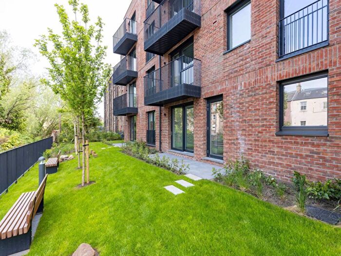 1 Bedroom Flat To Rent In Temple Park Crescent, Polwarth, Edinburgh, EH11