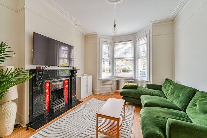 3 Bedroom Terraced House To Rent In Medusa Road, Catford, London, SE6