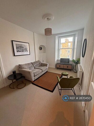 1 Bedroom Flat To Rent In Moat Terrace, Edinburgh, EH14