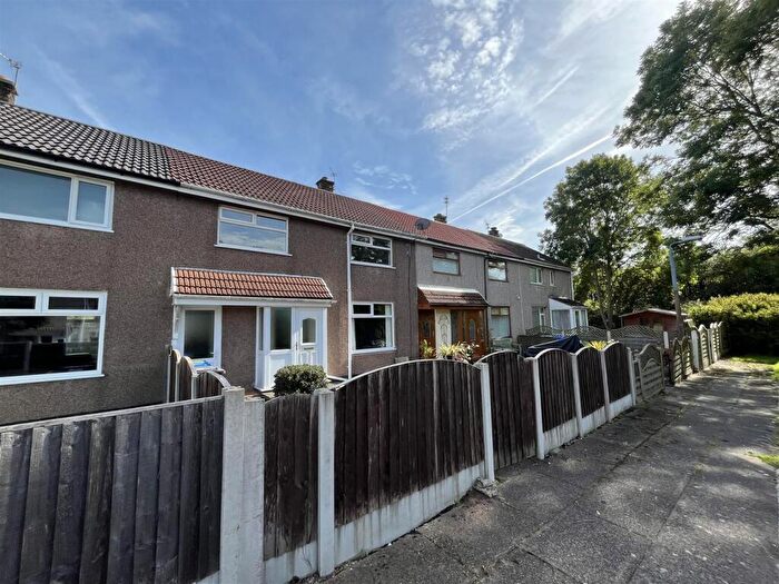 3 Bedroom Terraced House For Sale In Fields Farm Road, Hyde, SK14