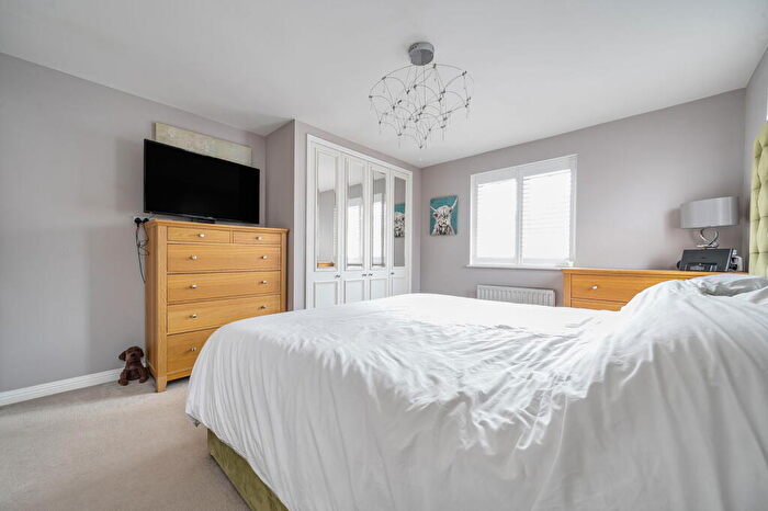 4 Bedroom Detached House For Sale In Sq Ft - Ensuites - Driveway For Cars - Woolbrook Close, ME8