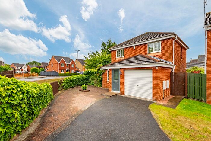 3 Bedroom Detached House For Sale In St Andrews Place, Normanton, WF6