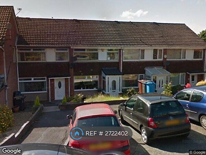 3 Bedroom Terraced House To Rent In Dalehead Drive, Shaw, Oldham, OL2