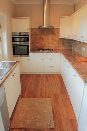 3 Bedroom Bungalow To Rent In Pitbauchlie Bank, Dunfermline, Fife, KY11