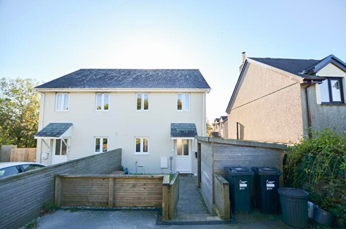 2 Bedroom Semi-Detached House For Sale In Littleton Lane, Lanlivery, Bodmin, Uk, PL30