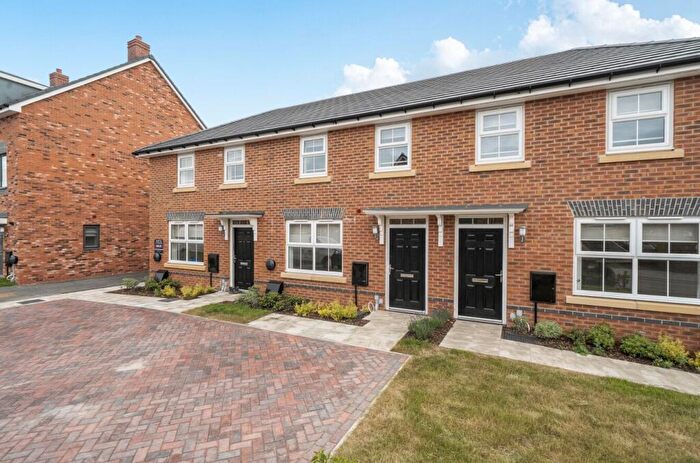 3 Bedroom Semi Detached House To Rent In Robert Lewis Avenue, Crewe, Cheshire, CW1