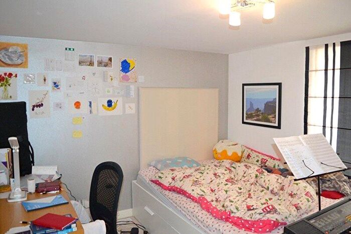 2 Bedroom Flat To Rent In Devonshire Street South, Grove Village, Manchester, M13