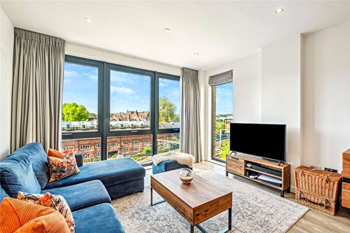 2 Bedroom Flat For Sale In Centric Close, Camden, London, NW1