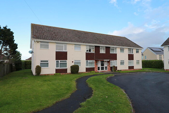 Studio To Rent In Quantock Court, Street, BA16