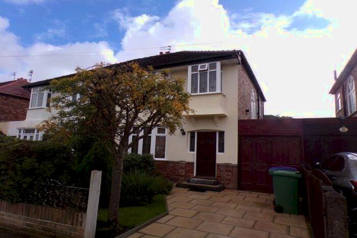 3 Bedroom Semi-Detached House To Rent In Edgemoor Road, Liverpool, L12