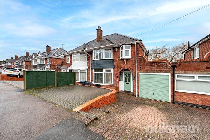 3 Bedroom Semi-Detached House For Sale In Loynells Road, Rednal, Birmingham, B45