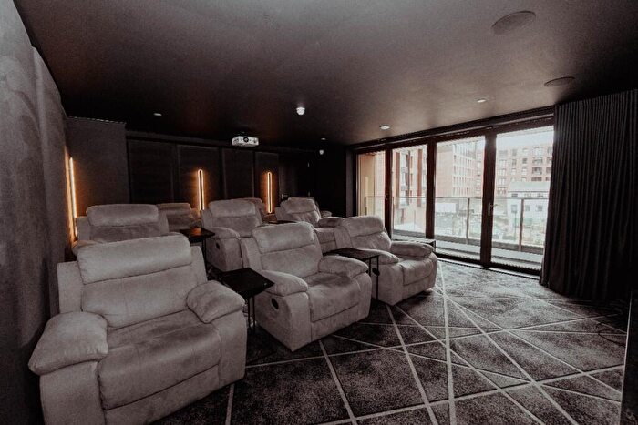 1 Bedroom Apartment To Rent In Crump Street, Liverpool, Merseyside, L1