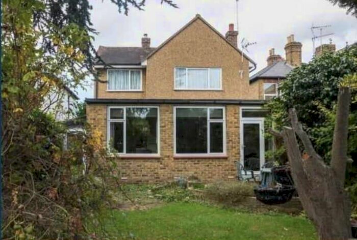 5 Bedroom Detached House For Sale In Hatton Road, Feltham, Greater London, TW14