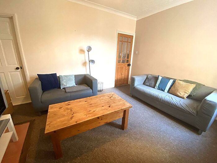 4 Bedroom Terraced House To Rent In York Road, Canterbury, CT1